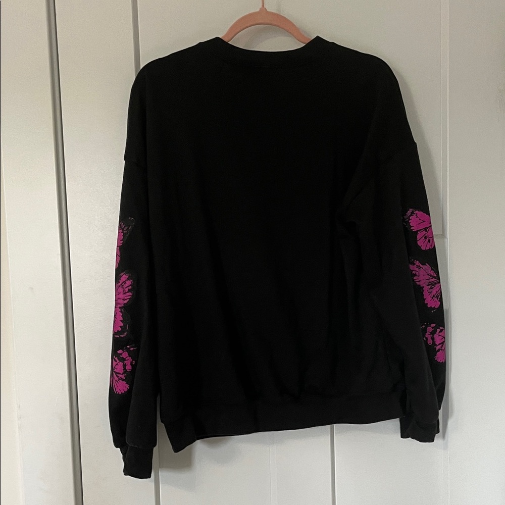 Two piece Elegant Black Sweatshirt with Pink Butterfly Accents - Picture 6 of 8